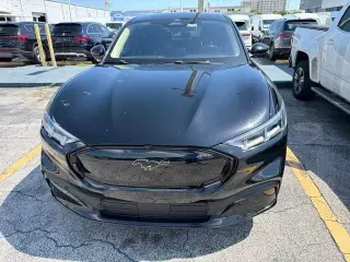 Ford Mustang Mach-E 2023 Premium 4p SUV