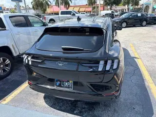 Ford Mustang Mach-E 2023 Premium 4p SUV