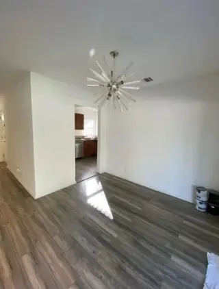 3 bedroom house in central LA