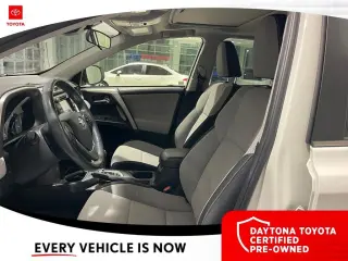 Toyota RAV4 2018 XLE 4p SUV
