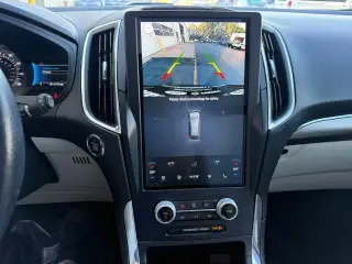 Ford Edge 2023 AWD Titanium 4dr Crossover