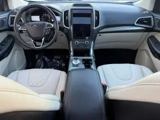Ford Edge 2023 AWD Titanium 4dr Crossover