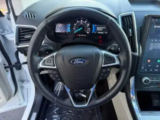 Ford Edge 2023 AWD Titanium 4dr Crossover