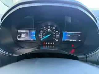 Ford Edge 2023 AWD Titanium 4dr Crossover