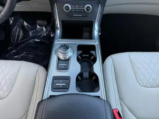 Ford Edge 2023 AWD Titanium 4dr Crossover