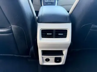 Ford Edge 2023 AWD Titanium 4dr Crossover