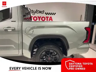 Toyota Tundra 2024 4x4 SR5 4dr CrewMax Cab Pickup SB