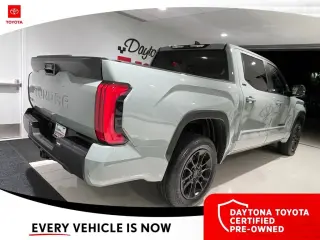 Toyota Tundra 2024 4x4 SR5 4dr CrewMax Cab Pickup SB