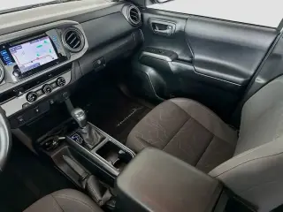Toyota Tacoma 2017 4x2 TRD Sport 4p Doble Cabina 5.0 ft SB