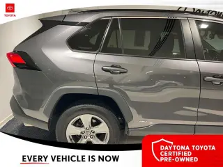 Toyota RAV4 Hybrid 2022 4x4 XLE 4p SUV