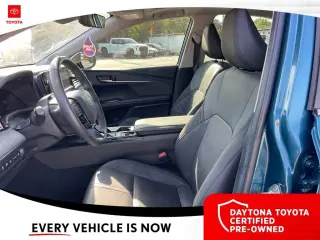 Toyota Camry 2025 XLE 4p Sedan