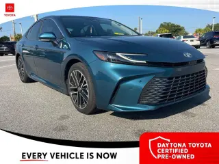 Toyota Camry 2025 XLE 4p Sedan