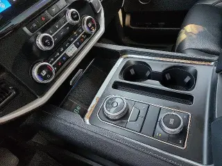 Ford Expedition 2023 4x4 XLT 4p SUV