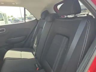 Hyundai VENUE 2022 SEL 4p Crossover
