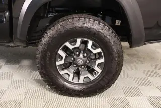 Toyota Tacoma 2023 4x4 TRD Pro 4p Doble Cabina 5.0 ft CB 6M