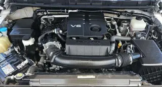 Nissan Frontier 2023 4x2 S 4p. Cabina de Tripulante 5 pies de baúl