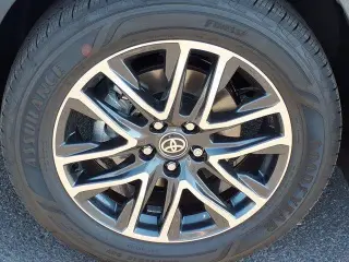 Toyota Corolla Cross 2026 AWD XLE 4p Crossover
