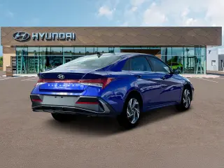 Hyundai ELANTRA 2025 SEL Confort 4p Sedan