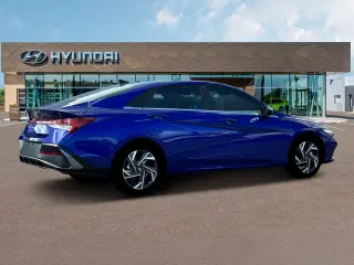 Hyundai ELANTRA 2025 SEL Confort 4p Sedan
