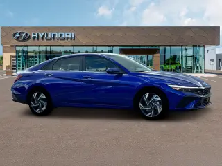 Hyundai ELANTRA 2025 SEL Confort 4p Sedan