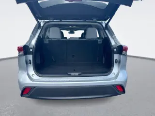 Toyota Highlander 2020 XLE SUV 4p.