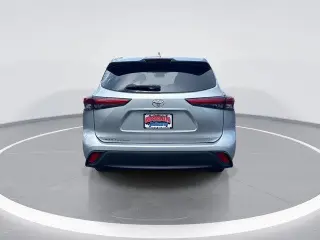 Toyota Highlander 2020 XLE SUV 4p.