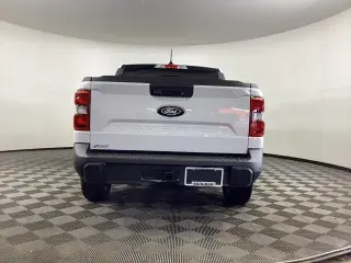 Ford Maverick 2025 AWD Lariat 4 puertas SuperCrew caja corta de 4.5 pies