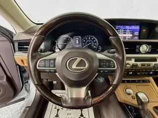 Lexus ES 350 Sedán 4p 2017