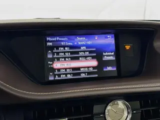 Lexus ES 350 Sedán 4p 2017