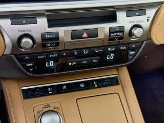 Lexus ES 350 Sedán 4p 2017