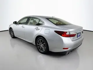 Lexus ES 350 Sedán 4p 2017