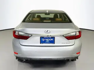 Lexus ES 350 Sedán 4p 2017