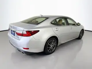 Lexus ES 350 Sedán 4p 2017