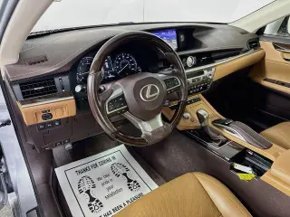 Lexus ES 350 Sedán 4p 2017