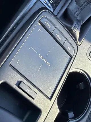 Lexus IS 300 2024 F SPORT Design Sedán de 4 puertas