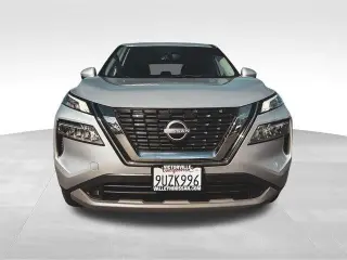Nissan Rogue 2022 SV Crossover de 4 puertas