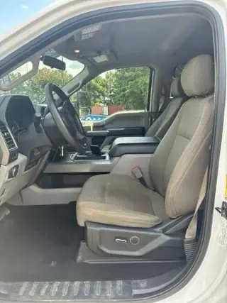 Ford F-250 Super Duty 2019 4x4 XLT 4 puertas Crew Cab batea de 6.8 pies Pickup