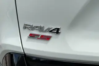 Toyota RAV4 Hybrid 2021 AWD XSE SUV de 4 puertas