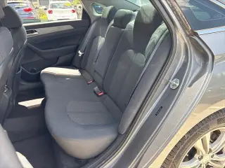 Sedán Hyundai SONATA 2018 SEL+ de 4 puertas (lanzamiento de mitad de año)