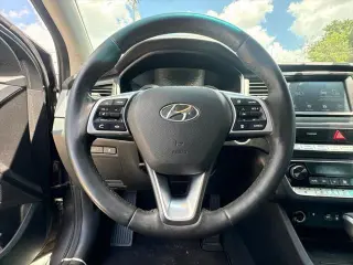 Sedán Hyundai SONATA 2018 SEL+ de 4 puertas (lanzamiento de mitad de año)