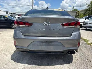 Sedán Hyundai SONATA 2018 SEL+ de 4 puertas (lanzamiento de mitad de año)