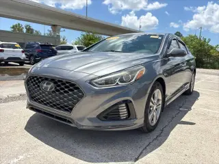 Sedán Hyundai SONATA 2018 SEL+ de 4 puertas (lanzamiento de mitad de año)