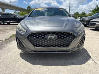 Sedán Hyundai SONATA 2018 SEL+ de 4 puertas (lanzamiento de mitad de año)