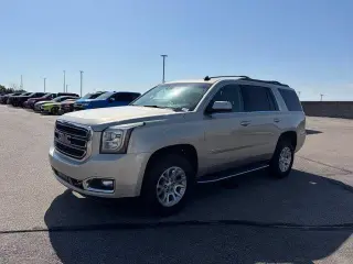 GMC Yukon 2015 4x4 SLT SUV de 5 puertas