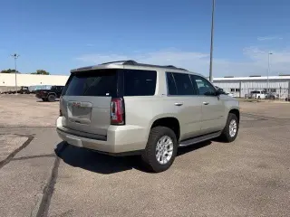 GMC Yukon 2015 4x4 SLT SUV de 5 puertas