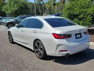 BMW Serie 3 2024 330i Sedán de 4 puertas