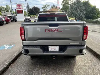 GMC Sierra 1500 2023 4x4 Elevation Cabina Doble 4 p., Caja Corta de 5.8 pies