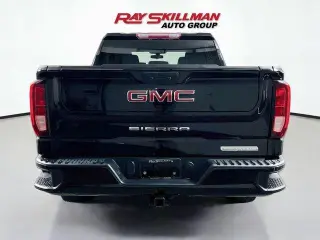GMC Sierra 1500 Limited 2022 4x4 Elevation Standard Cabina Doble de 4 pnas. y caja corta de 5.8 pies