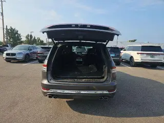 SUV de 4 puertas Lincoln Aviator Reserve AWD 2020