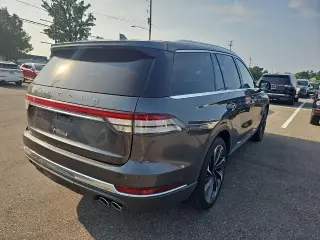 SUV de 4 puertas Lincoln Aviator Reserve AWD 2020